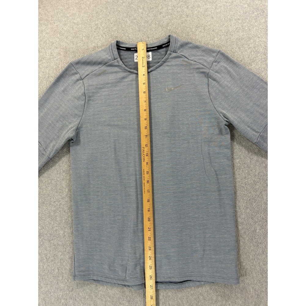 Nike Performance Midweight Long Sleeve Running Cr… - image 9